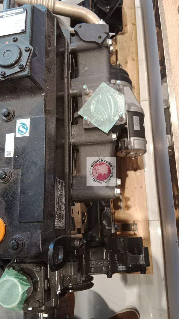 Дизельный двигатель Yanmar 4TNV98EXPDBWK 2 Дизельный двигатель Yanmar 4TNV98EXPDBWK